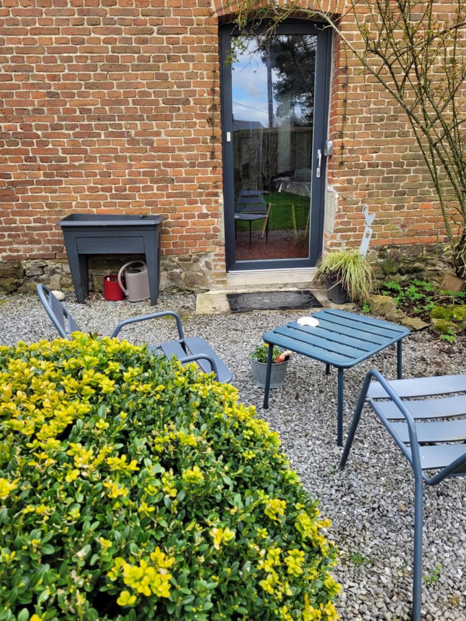Apartamento Bienvenue du côté de chez nous Wignehies Exterior foto