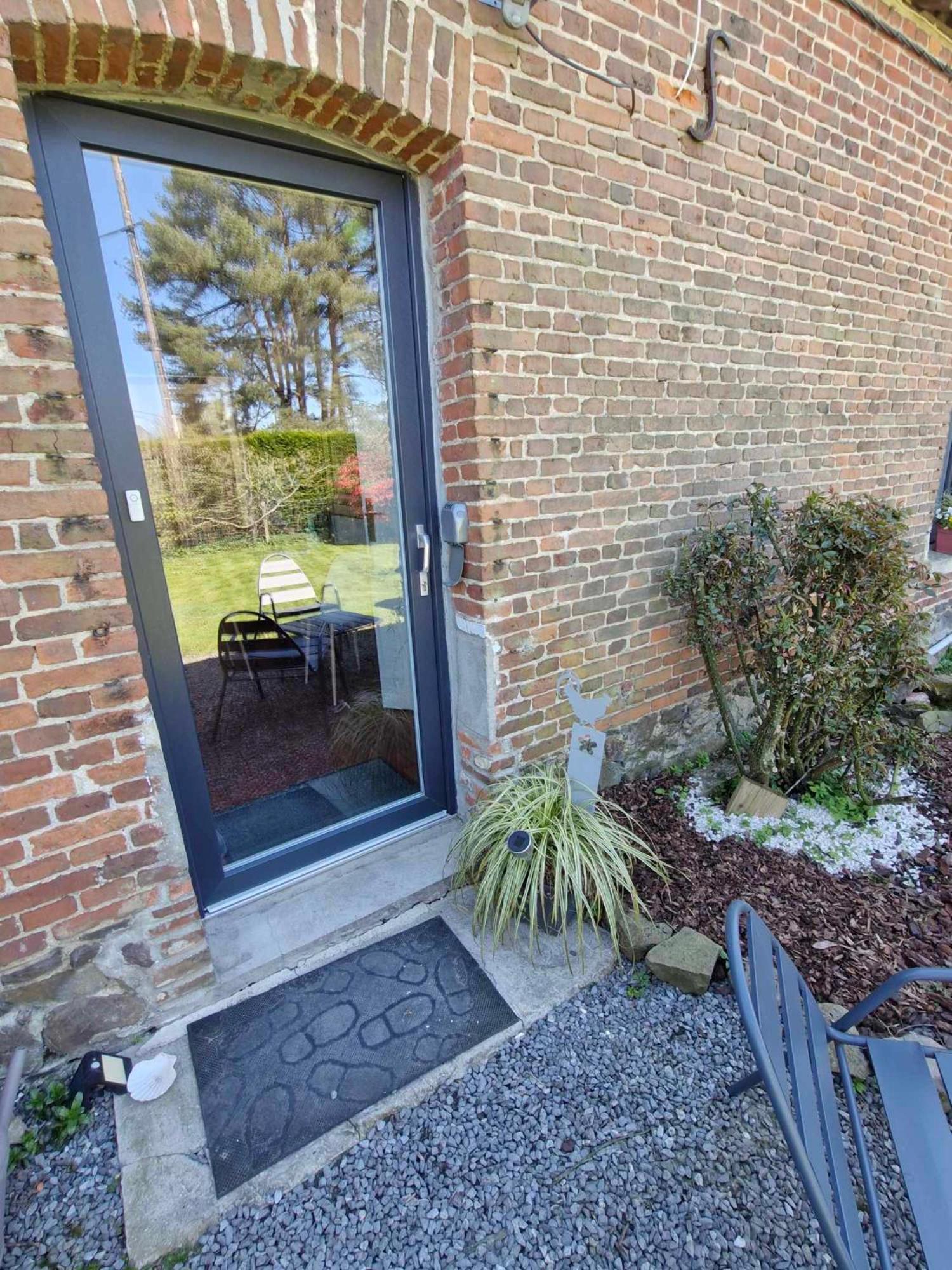 Apartamento Bienvenue du côté de chez nous Wignehies Exterior foto